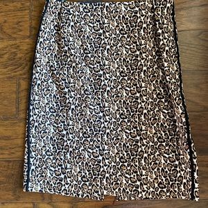 Leopard pencil skirt